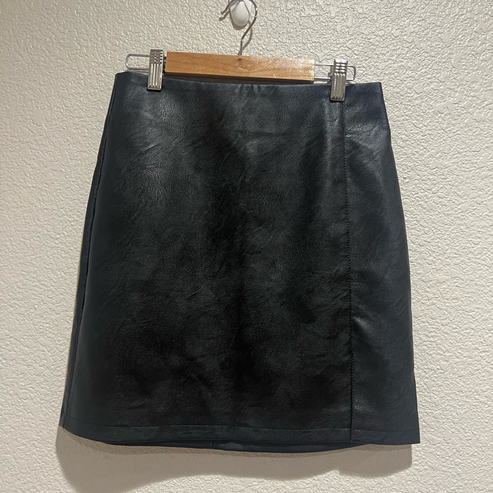 Topshop Black Faux Leather Skirt, 2
